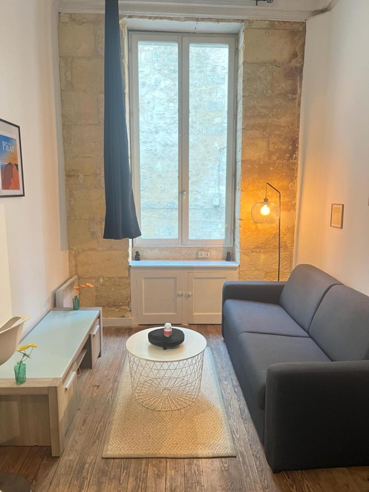 Bel Appartement Avec Mezzanine En Plein Centre De Bordeaux Bordéus Exterior foto