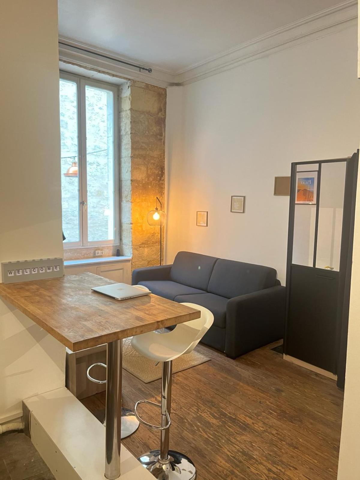 Bel Appartement Avec Mezzanine En Plein Centre De Bordeaux Bordéus Exterior foto